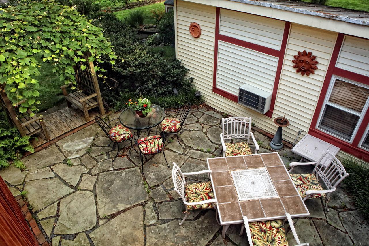 The Australian Walkabout Inn Bed & Breakfast Philadelphia Exterior photo