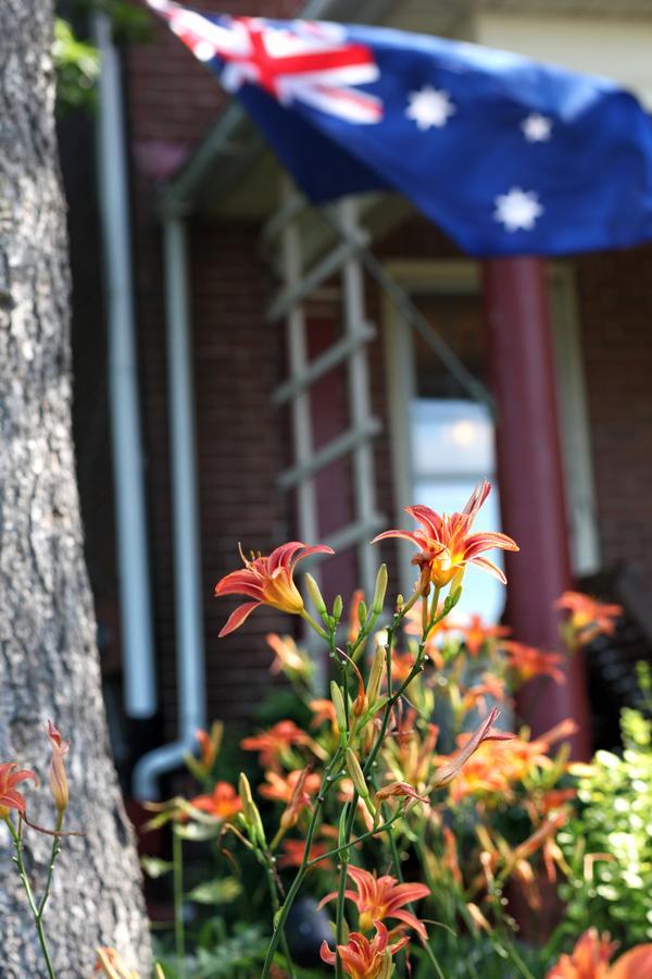 The Australian Walkabout Inn Bed & Breakfast Philadelphia Exterior photo