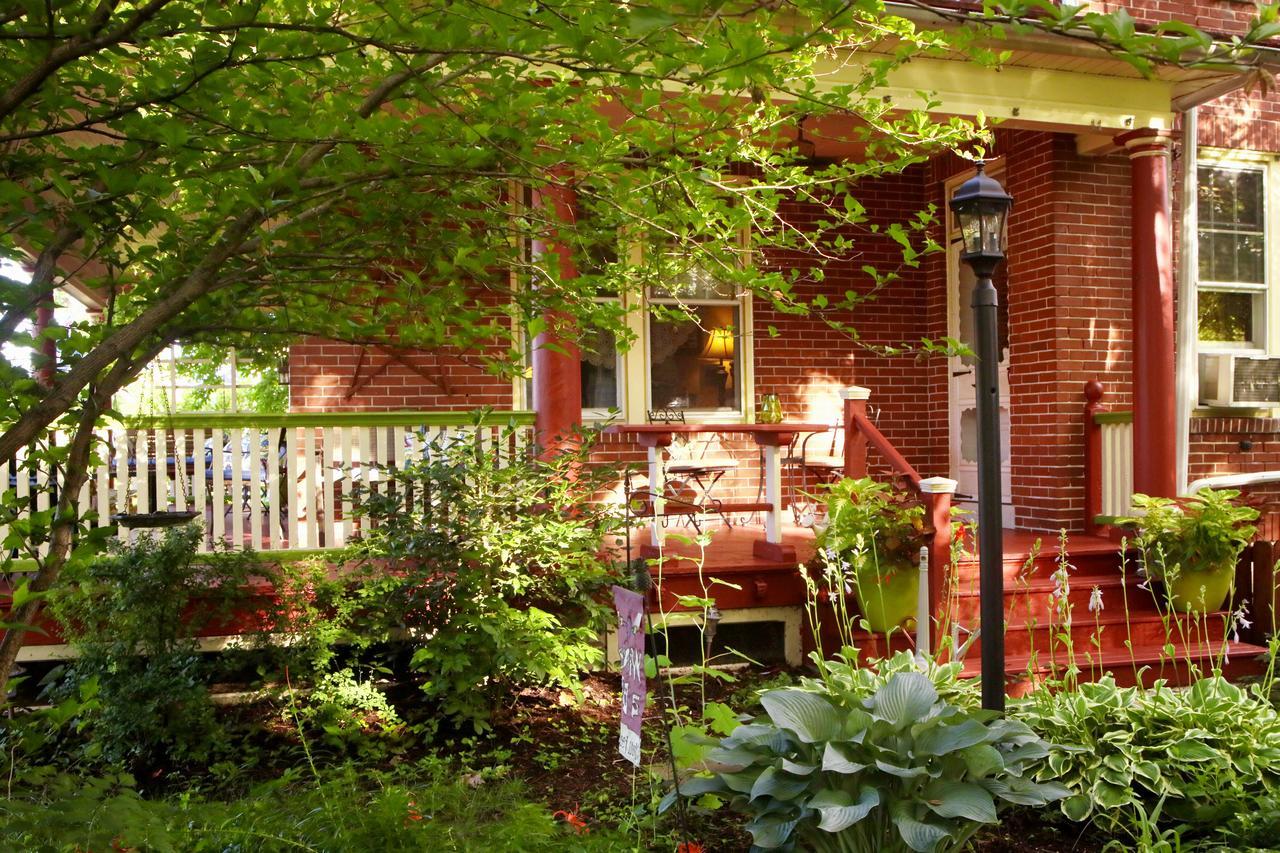 The Australian Walkabout Inn Bed & Breakfast Philadelphia Exterior photo